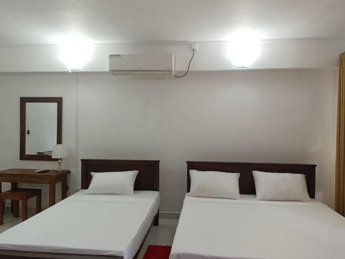 Spice Village Hotel & Restaurant Хабарана Экстерьер фото