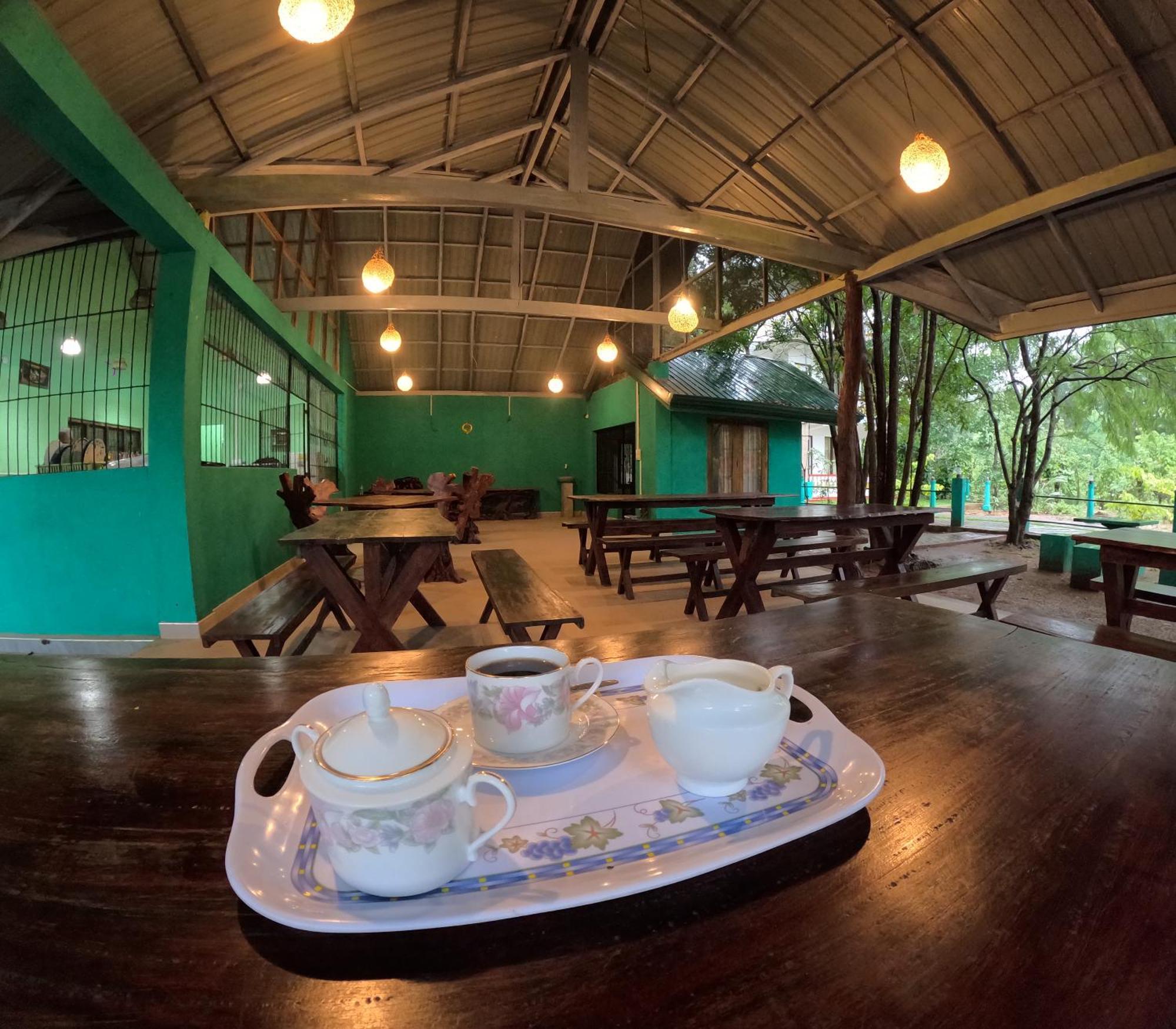 Spice Village Hotel & Restaurant Хабарана Экстерьер фото