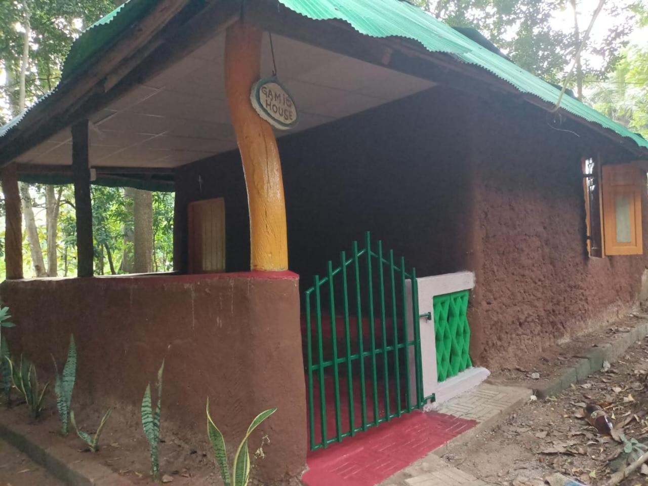 Spice Village Hotel & Restaurant Хабарана Экстерьер фото